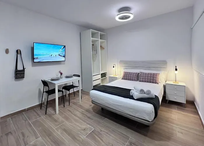 Riquino-estudio Playa Canteras Апартаменти